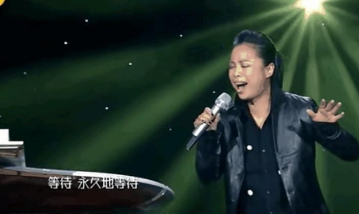“铁肺歌后”黄绮珊：二上央视春晚，三婚三离后要活成倔强的玫瑰（歌唱家黄绮珊）-第14张图片-九妖电影