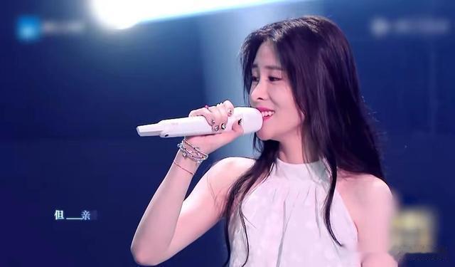 《中国好声音》12年后,11位冠军差距拉开,真红还是假红一目了然_1(中国好声音,冠军)-第10张图片-九妖电影 《中国好声音》12年后,11位冠军差距拉开,真红还是假红一目了然_1(中国好声音,冠军)-第10张图片-九妖电影