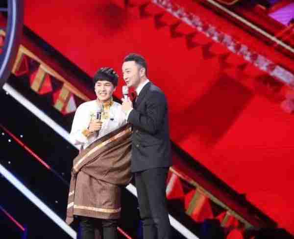 《中国好声音》12年后,11位冠军差距拉开,真红还是假红一目了然_1(中国好声音,冠军)-第22张图片-九妖电影 《中国好声音》12年后,11位冠军差距拉开,真红还是假红一目了然_1(中国好声音,冠军)-第22张图片-九妖电影