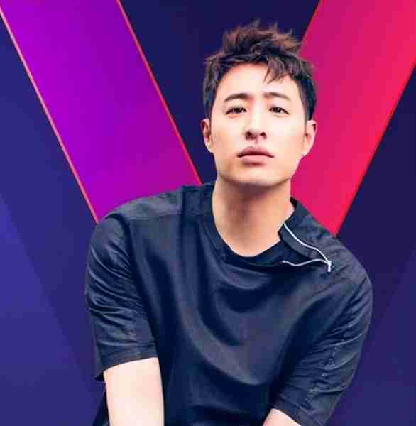《中国好声音》停播2个月,4位导师都在忙什么?(《中国好声音》停播2个月,4位导师都在忙什么呢)-第10张图片-九妖电影 《中国好声音》停播2个月,4位导师都在忙什么?(《中国好声音》停播2个月,4位导师都在忙什么呢)-第10张图片-九妖电影