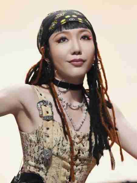 《中国好声音》可谓“神仙打架”,最火10位歌手如今怎么样了?(中国好声音唱歌最厉害的)-第7张图片-九妖电影 《中国好声音》可谓“神仙打架”,最火10位歌手如今怎么样了?(中国好声音唱歌最厉害的)-第7张图片-九妖电影