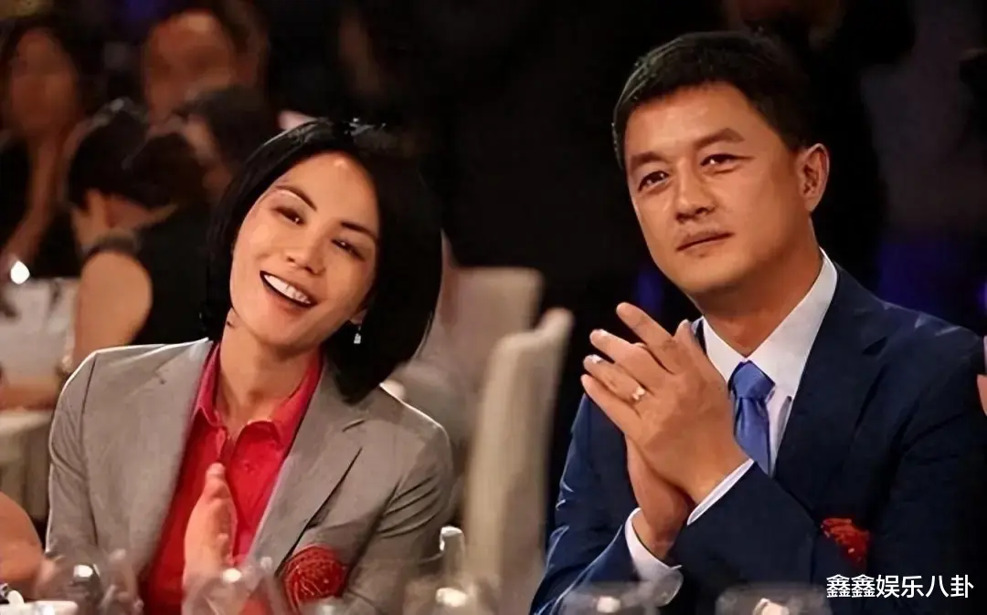 李亚鹏让女儿出面，旁敲侧击想找王菲借钱，王菲却没有惯着李亚鹏-第2张图片-九妖电影