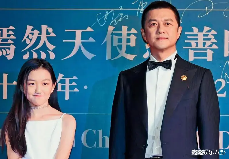 李亚鹏让女儿出面，旁敲侧击想找王菲借钱，王菲却没有惯着李亚鹏-第11张图片-九妖电影