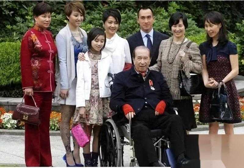 “赌王”何鸿燊的四姨太有多美？20张照片告诉你，美艳不可方物！-第4张图片-九妖电影