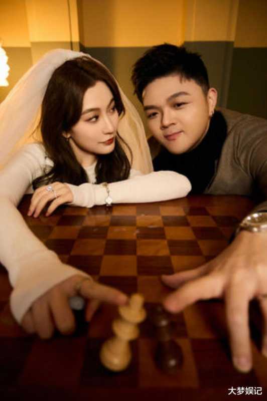 《中国有嘻哈》艾福杰尼结婚了！2个月前才认爱：ShesaidYES（艾福杰尼中国有嘻哈歌曲名）-第5张图片-九妖电影