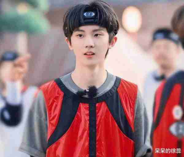《全员加速中》首播，没了时代少年团，这5个男人撑起了一期高光（全员加速中第一季发布会完整版）-第18张图片-九妖电影