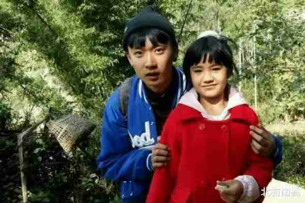 《变形计》李勒优：母亲离世父亲入狱，被富婆收养，如今生活怎样（变形计李勒优亲生父母）-第22张图片-九妖电影