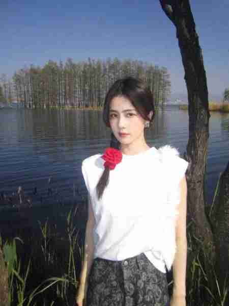 《奔跑吧》第十二季正式官宣!白鹿一身提花吊带裙好美啊(奔跑吧白鹿在第几期)-第2张图片-九妖电影 《奔跑吧》第十二季正式官宣!白鹿一身提花吊带裙好美啊(奔跑吧白鹿在第几期)-第2张图片-九妖电影