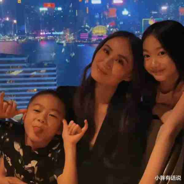《爸爸回来了》奥莉变化最大,像极了美国籍妈妈(第一季爸爸回来了)-第16张图片-九妖电影 《爸爸回来了》奥莉变化最大,像极了美国籍妈妈(第一季爸爸回来了)-第16张图片-九妖电影