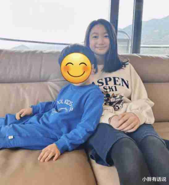 《爸爸回来了》奥莉变化最大,像极了美国籍妈妈(第一季爸爸回来了)-第18张图片-九妖电影 《爸爸回来了》奥莉变化最大,像极了美国籍妈妈(第一季爸爸回来了)-第18张图片-九妖电影