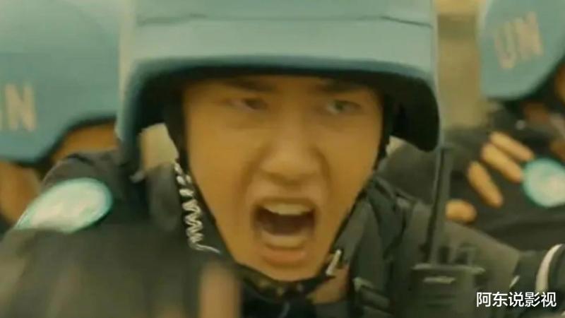 《维和防暴队》与《九龙城寨》各看一遍，一部已弃，一部却看上瘾（维和防暴队拍摄周期）-第7张图片-九妖电影