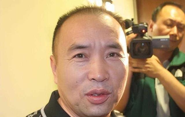 一百万一夜？赖昌星揭露两人真实关系，歌唱家董文华为何会退圈？（赖昌声与董文华谁厉害）-第5张图片-九妖电影