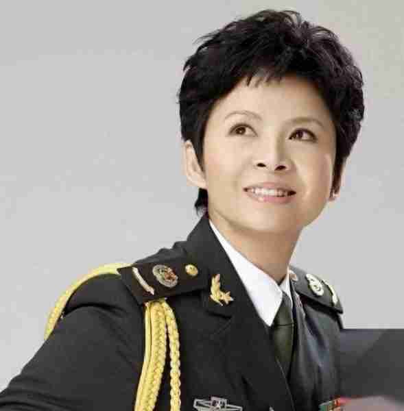 一百万一夜？赖昌星揭露两人真实关系，歌唱家董文华为何会退圈？（赖昌声与董文华谁厉害）-第8张图片-九妖电影