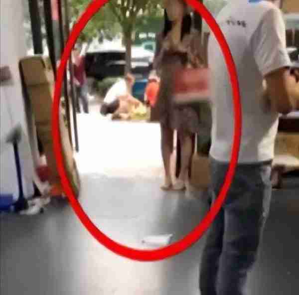 一百万一夜？赖昌星揭露两人真实关系，歌唱家董文华为何会退圈？（赖昌声与董文华谁厉害）-第11张图片-九妖电影