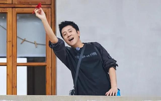 《王牌》:“被抛弃”的蔡国庆,彻底揭开了综艺场上的人情世故(蔡国庆参加的湖南卫视综艺)-第3张图片-九妖电影 《王牌》:“被抛弃”的蔡国庆,彻底揭开了综艺场上的人情世故(蔡国庆参加的湖南卫视综艺)-第3张图片-九妖电影