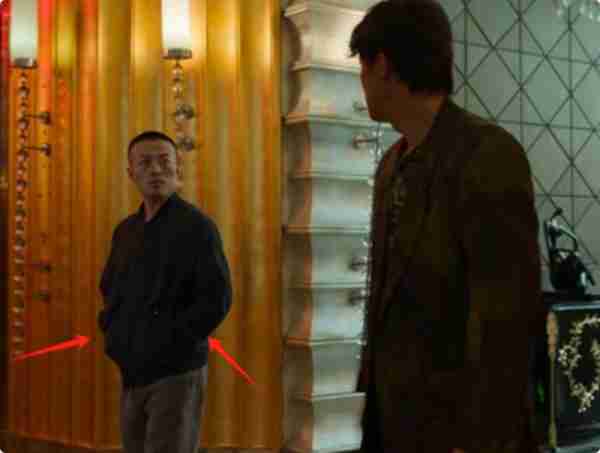 不会演别尬演！范伟一段“劳改犯出狱戏”，让观众看清演技有多假（劳改犯的电视剧）-第19张图片-九妖电影
