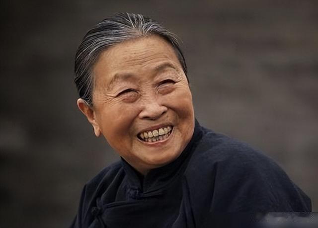 不幸去世的5位国家一级演员,看到他们的照片,才知已去世多年(国家一级演员离世)-第5张图片-九妖电影 不幸去世的5位国家一级演员,看到他们的照片,才知已去世多年(国家一级演员离世)-第5张图片-九妖电影