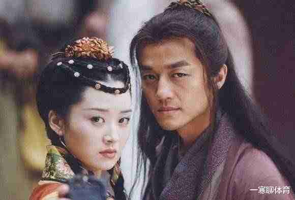 《笑傲江湖》真相大揭秘：小师妹真实面目令狐冲终生难明，原来小师妹不喜欢他！（笑傲江湖小师妹被欺负）-第2张图片-九妖电影