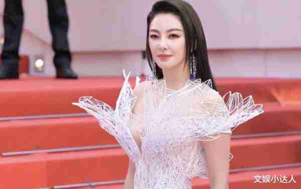与陈冠希旧照曝光，张雨绮转型性感女王，星爷眼光再次被验证（陈雨绮是谁）-第22张图片-九妖电影
