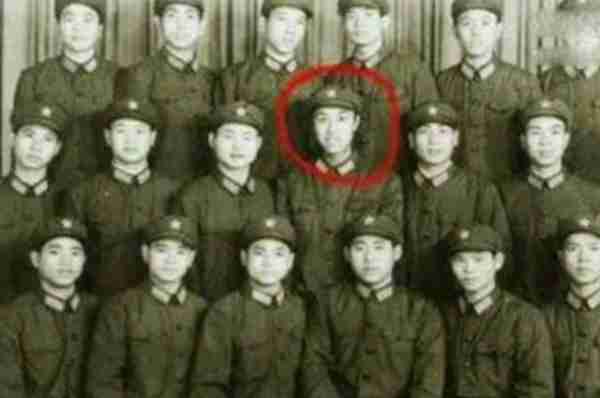 中国第一位变性人张克莎：嫁给富商18年，丈夫至死不知男儿身（我国第一位变性人）-第10张图片-九妖电影