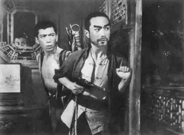 他主演《洪湖赤卫队》爆红，因癌病逝，妻子也是著名演员（电影《洪湖赤卫队》演员表）-第6张图片-九妖电影