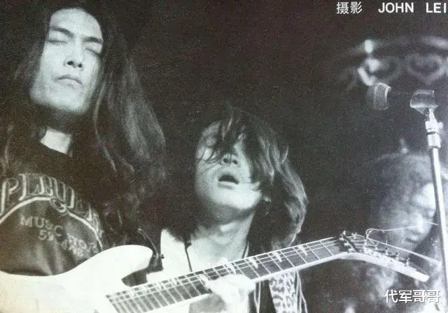 他和王菲同居多年，分手后恋上韩红，却娶了咏梅，如今怎样了？（王菲韩红合唱的歌）-第4张图片-九妖电影