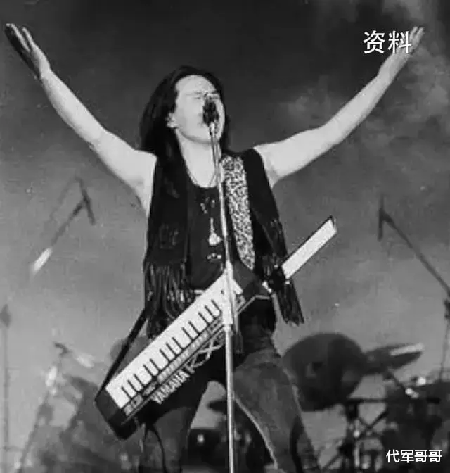 他和王菲同居多年，分手后恋上韩红，却娶了咏梅，如今怎样了？（王菲韩红合唱的歌）-第14张图片-九妖电影