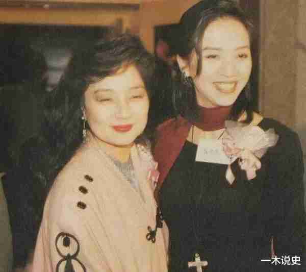 一代天后：不改中国国籍与恋人分手，春晚为她破例，74岁仍单身（一代夭后）-第16张图片-九妖电影