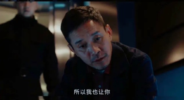 他在《重生之门》坑惨“王俊凯”，《微暗之火》中演好人总觉得他有诈，如今54岁演了100部戏（重生之门王俊凯路透图）-第2张图片-九妖电影
