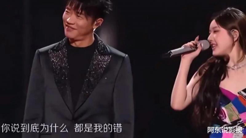 一场跨年晚会，揭开了疑似“假唱”演员的遮羞布（2021跨年演唱会翻车和假唱）-第16张图片-九妖电影