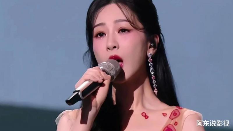 一场跨年晚会，揭开了疑似“假唱”演员的遮羞布（2021跨年演唱会翻车和假唱）-第23张图片-九妖电影