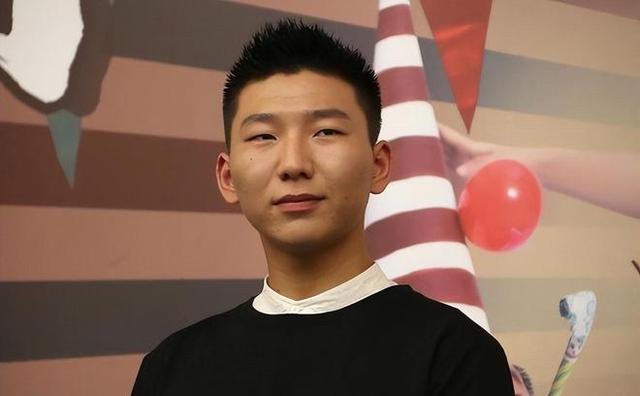 他是怎么做到道歉都像威胁!(怎么样道歉)-第4张图片-九妖电影 他是怎么做到道歉都像威胁!(怎么样道歉)-第4张图片-九妖电影