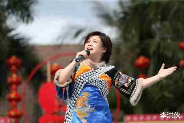 三次登上春晚的李琼，凭一首歌红遍大江南北，如今无人问津（李琼演唱的经典歌曲有哪些）-第12张图片-九妖电影