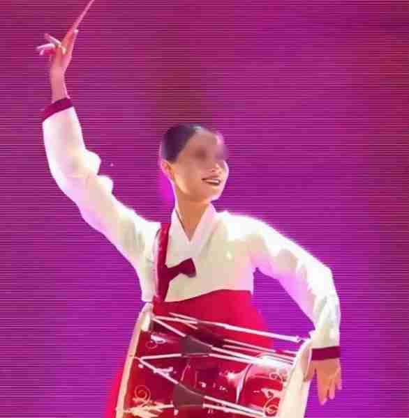 不准偷大韩舞蹈！中国春晚扇子舞却让韩网友抓狂：这是韩国的（韩国唱扇子舞视频）-第4张图片-九妖电影