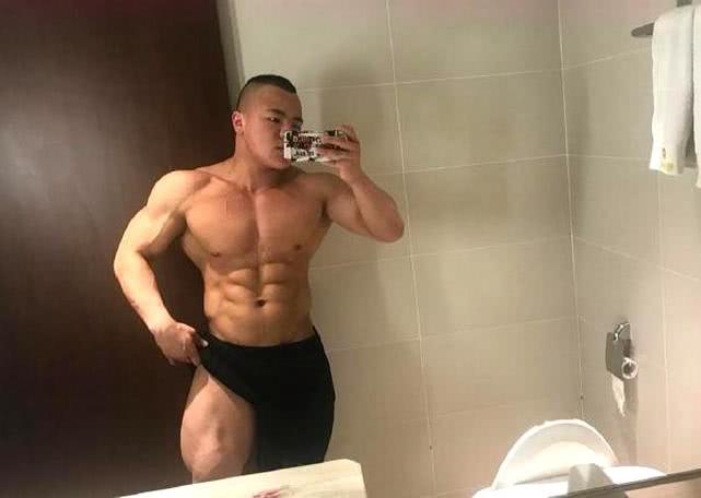 健身圈里的岳云鹏，相似的脸，身材却不一样，肌肉身材亮眼（肌肉版岳云鹏）-第2张图片-九妖电影