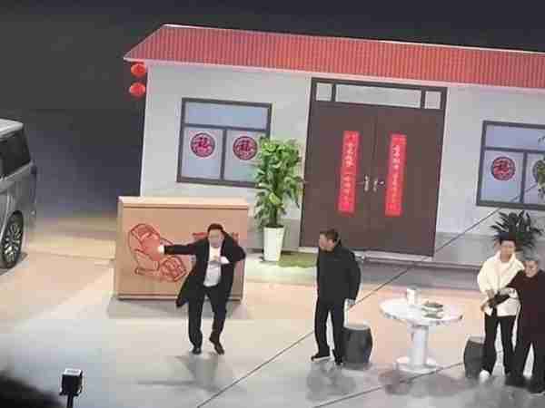 中听｜春晚蹭社会热点，不能只是搬运工（春晚的热点事件）-第1张图片-九妖电影