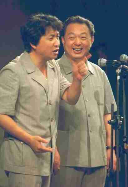九登春晚的他晚年丧子,85岁患癌离世一年后,儿女为遗产对簿公堂(春晚2021节目单公布周深)-第11张图片-九妖电影 九登春晚的他晚年丧子,85岁患癌离世一年后,儿女为遗产对簿公堂(春晚2021节目单公布周深)-第11张图片-九妖电影