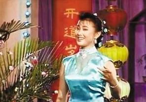 事实证明，退出春晚舞台的宋祖英，已经走上了另一条路!（春晚结束音乐叫什么）-第16张图片-九妖电影