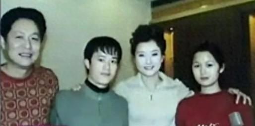事实证明，退出春晚舞台的宋祖英，已经走上了另一条路!（春晚结束音乐叫什么）-第38张图片-九妖电影