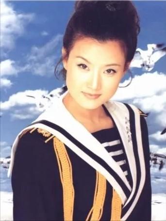 事实证明，退出春晚舞台的宋祖英，已经走上了另一条路!（春晚结束音乐叫什么）-第41张图片-九妖电影