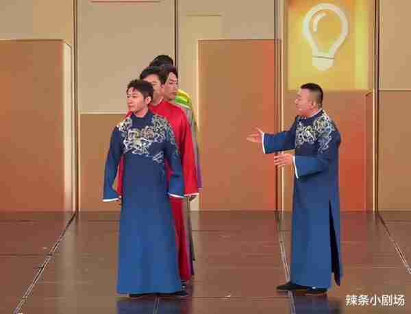 今年春晚周深举动好搞笑，沈腾马丽宝刀已老，小品让人失落（2021年春晚周深搭档）-第4张图片-九妖电影