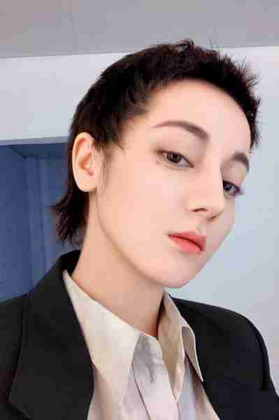 能驾驭得了“短发”的女星,只服这5位,热巴们就别硬上弓了-第2张图片-九妖电影 能驾驭得了“短发”的女星,只服这5位,热巴们就别硬上弓了-第2张图片-九妖电影