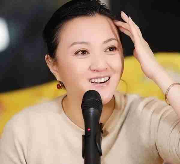 从5登春晚到沦落精神病院，演员金玉婷的结局，印证了郭德纲的话_1（金玉婷小品 全集）-第13张图片-九妖电影