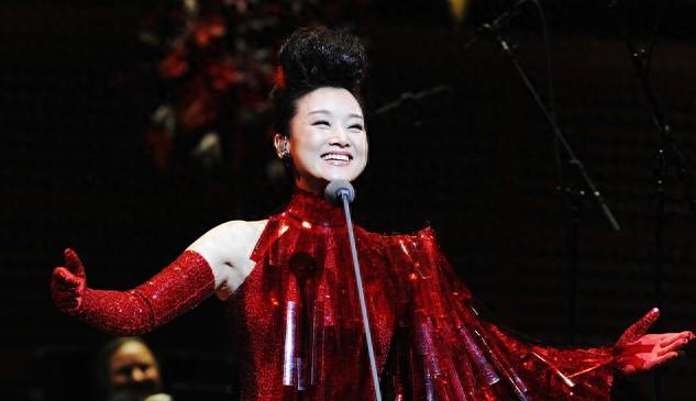 从“春晚常客”到销声匿迹，连登春晚24年的宋祖英，如今怎么样了（春晚节目播放时间）-第1张图片-九妖电影