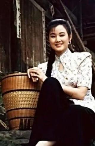 从“春晚常客”到销声匿迹，连登春晚24年的宋祖英，如今怎么样了（春晚节目播放时间）-第6张图片-九妖电影