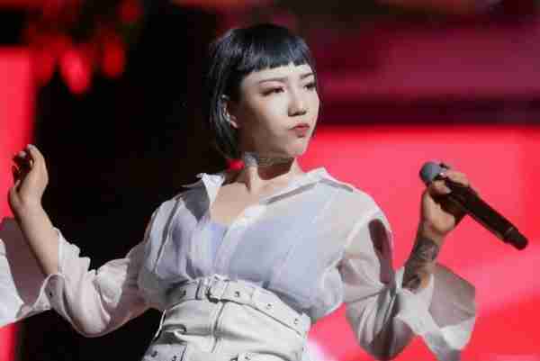 从“顶流明星”到“无人问津”，曾经中国好声音新秀，现在都怎样（中国好声音大佬）-第6张图片-九妖电影