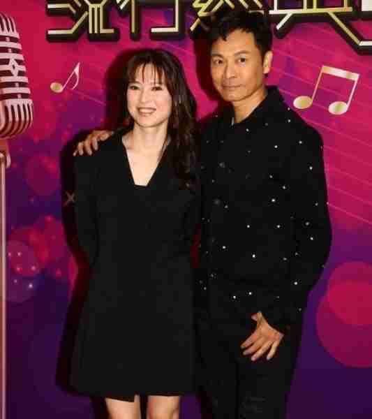 刘小慧拒绝了郭晋安的求婚：我是不婚主义者。然后转身嫁给了富豪（刘小慧苏志威郭晋安）-第16张图片-九妖电影
