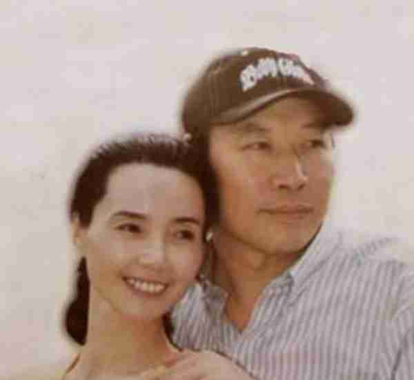 从春晚常客到销声匿迹，笑星魏积安，为何突然消失了？（魏积安小品和小女生小品）-第8张图片-九妖电影