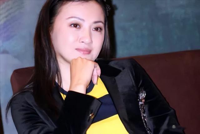 从春晚沦落至精神病院，“小品女王”金玉婷，走到这一步实在可惜_1（金玉婷小品大全搞笑）-第16张图片-九妖电影