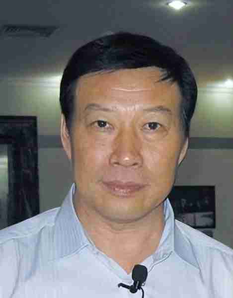 从春晚爆红到销声匿迹，靠着小品出名的魏积安，为何突然消失了？（魏积安现在在哪里）-第6张图片-九妖电影